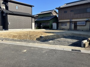 建築条件無し　菰野町大字菰野　住宅用地